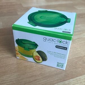 Brand New Casabella Guac-Lock Guacamole Mixer Serving and Storage Bowl
